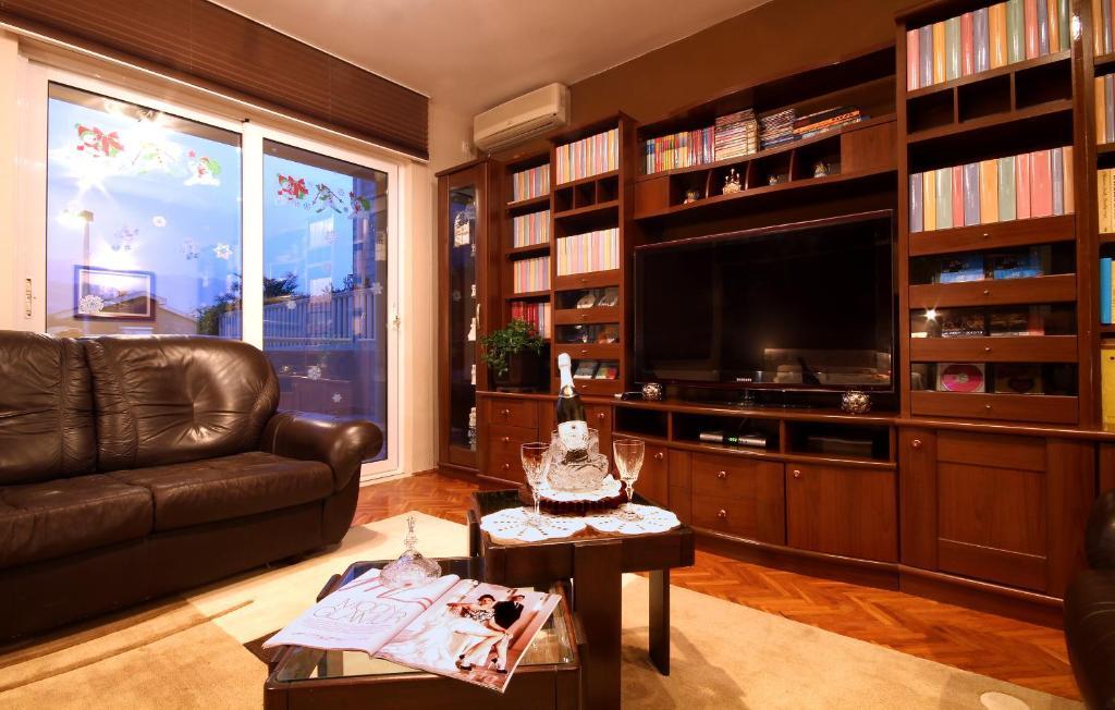 Apartments Vila Galileo Будва Стая снимка