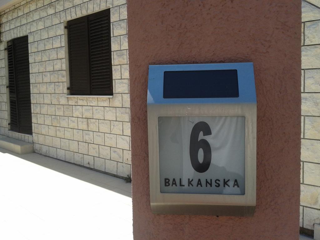 Apartments Vila Galileo Будва Екстериор снимка